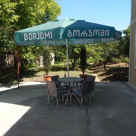 Guest House On Angisa Batumi Eksteriør bilde