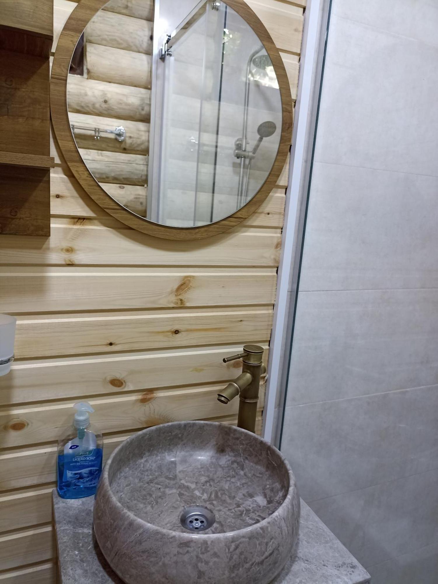 Guest House On Angisa Batumi Rom bilde